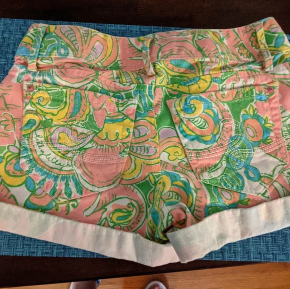 NWOT. Lilly Pulitzer Clifton Shorts - Picture 4 of 6
